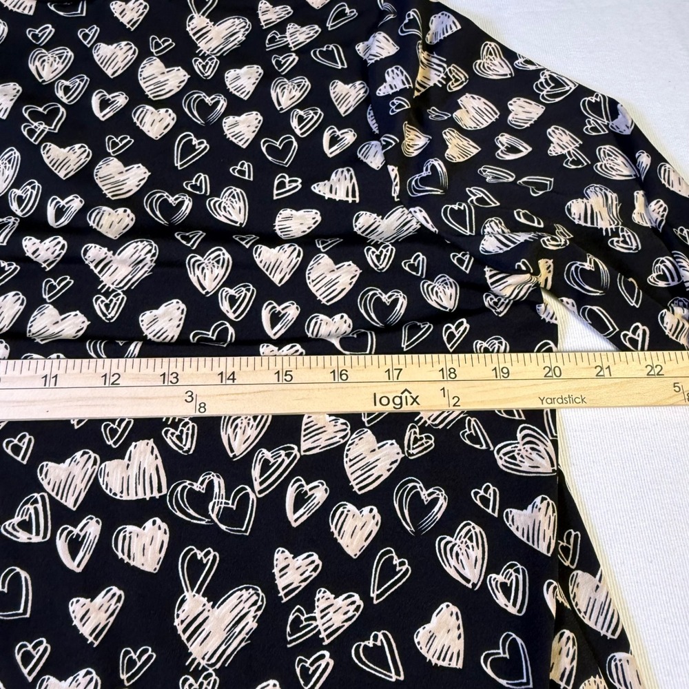 Susan Graver Black Heart Print Mock Neck Bell Sleeve Tunic Top M Stretch comfort - Picture 6 of 10